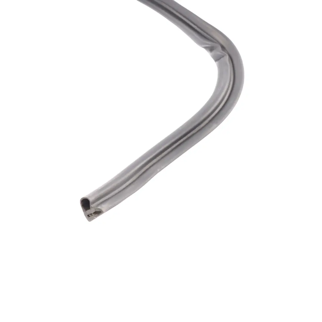 Joint de capot moteur d'étanchéité caoutchouc pour capot pour Audi A1 8X à propos du numéro de pièce 6R0823723A Audi A1 8X Joint de capot moteur d'étanchéité caoutchouc pour capot - SKU 6R0823723A - Numéro de pièce 6R0823723A