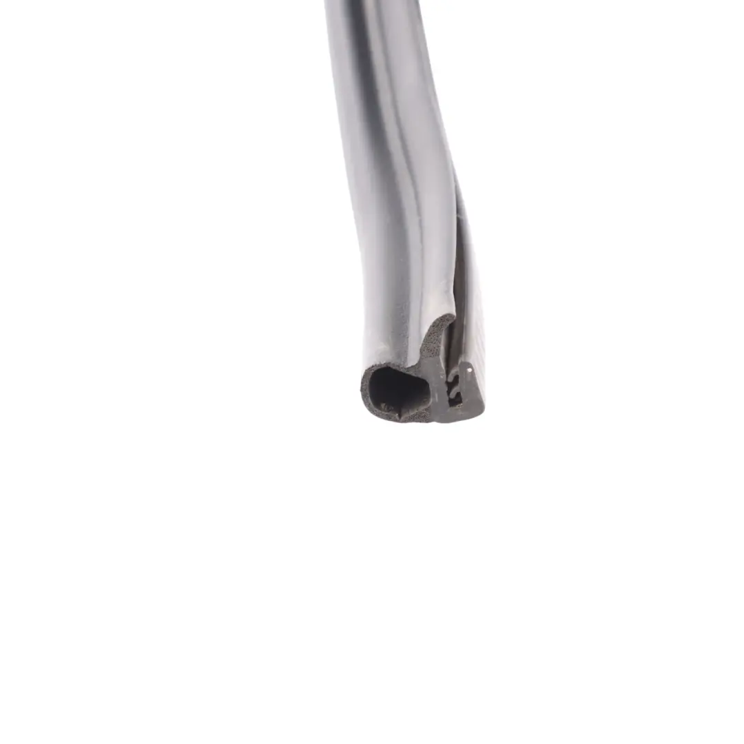 Joint de capot moteur d'étanchéité caoutchouc pour capot pour Audi A1 8X à propos du numéro de pièce 6R0823723A Audi A1 8X Joint de capot moteur d'étanchéité caoutchouc pour capot - SKU 6R0823723A - Numéro de pièce 6R0823723A