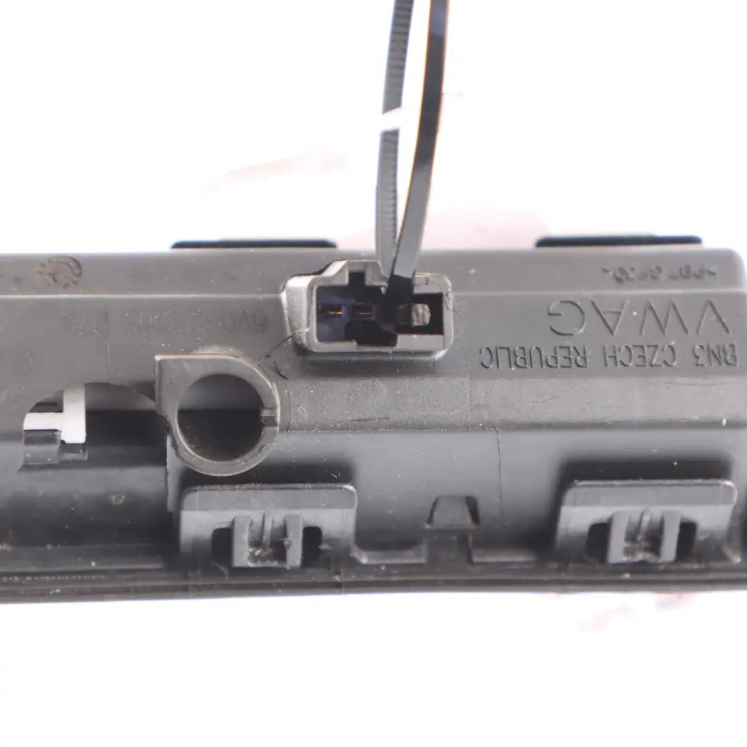 Volkswagen Audi Skoda Interruptor Liberación Manija Portón Asiento - SKU 6V0827566 - Número de pieza 6V0827566