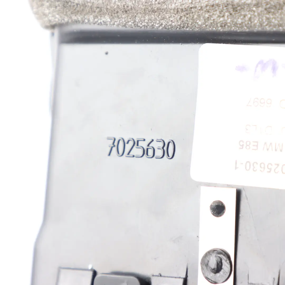 BMW Z4 E85 Kratka Wlotu Powietrza Nawiewu 7025630 - SKU 7025630-1 - Numer Części 6949158