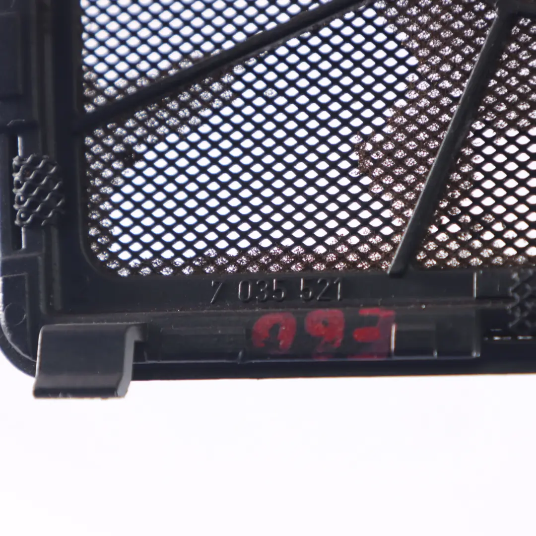 Habillage de la grille d'enceinte de la tablette arrière pour BMW E60 à propos du numéro de pièce 7035521 BMW E60 Habillage de la grille d'enceinte de la tablette arrière - SKU 7035521 - Numéro de pièce 7035521