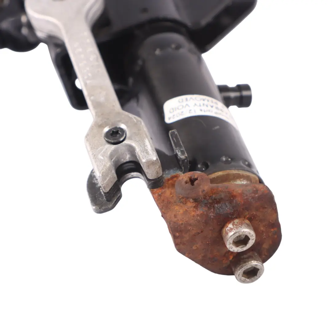 Cerniera tetto pieghevole destra per BMW Z4 E85 con numero di parte 7043888 BMW Z4 E85 Cerniera tetto pieghevole destra - SKU 7043888 - Numero di parte 7043888