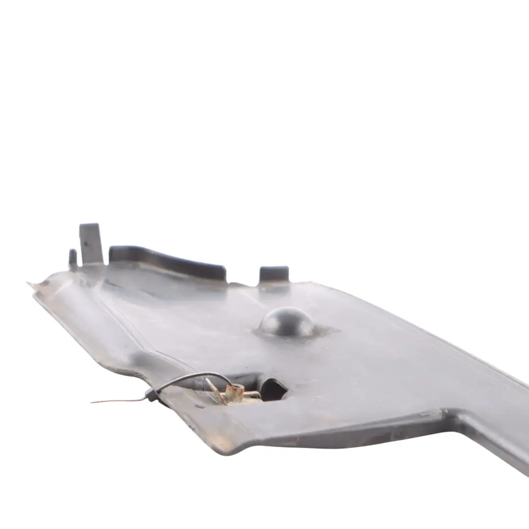 Radiator Cover BMW E63 E64 Front Plastic Grille Panel Top Trim to with Part number 7052464 Radiator Cover BMW E63 E64 Front Plastic Grille Panel Top Trim - SKU 7052464 - Part number 7052464