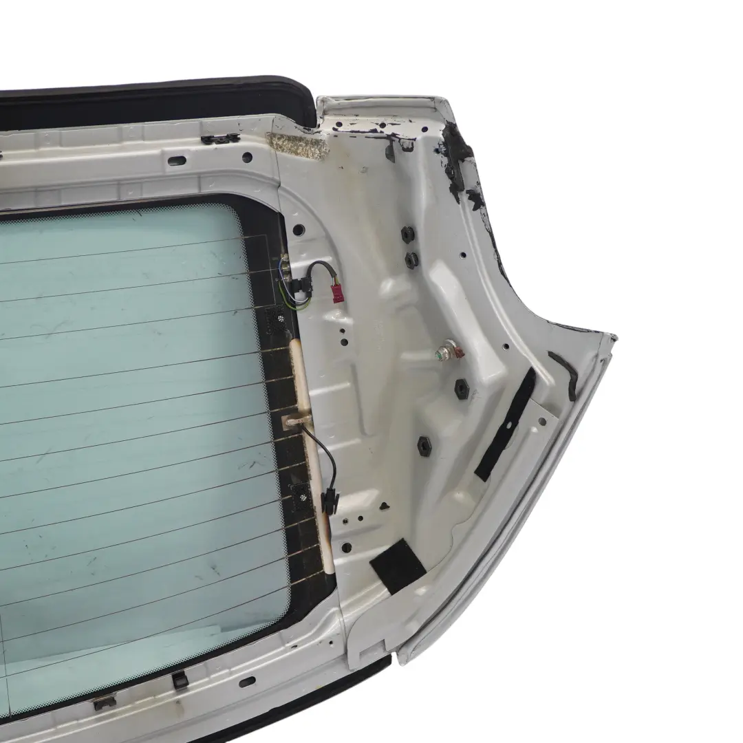 Tylna Szyba Titansilber Srebrny Metalik - 354 do BMW E93 F33 Hardtop o numerze 7128754 BMW E93 F33 Hardtop Tylna Szyba Titansilber Srebrny Metalik - 354 - SKU 7128754-TS1 - Numer Części 7128754