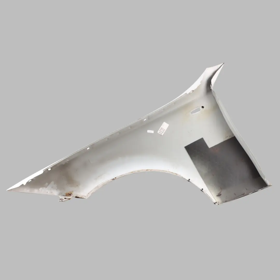 BMW E81 E87 Pannello laterale parafango ala anteriore destra Alpinweiss - 300 - SKU 7133228-AW2 - Numero di parte 7133228