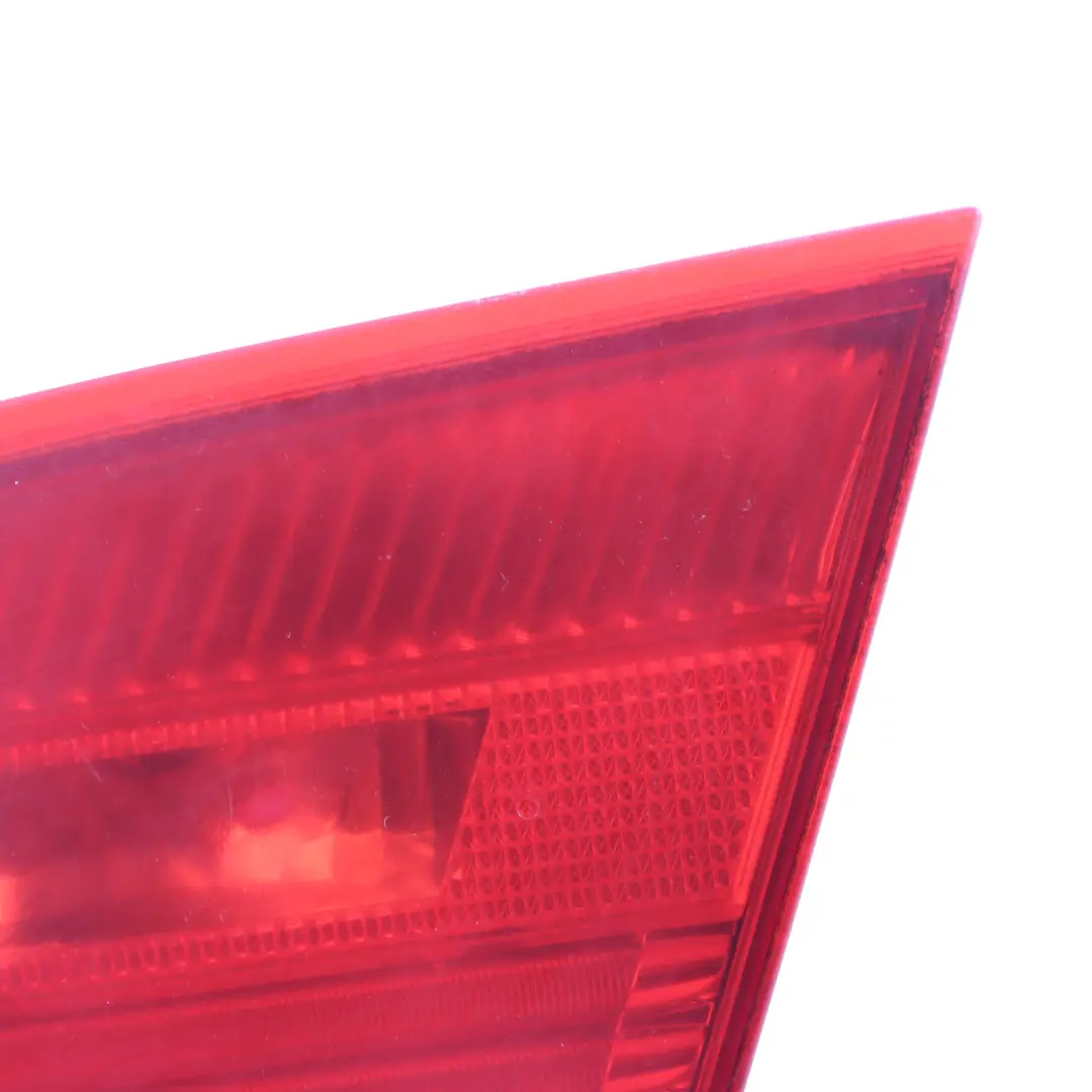 Coupé Lampe Arrière Feu De Coffre Hayon Droit pour BMW E92 à propos du numéro de pièce 7162300 BMW E92 Coupé Lampe Arrière Feu De Coffre Hayon Droit - SKU 7162300-2 - Numéro de pièce 7162300