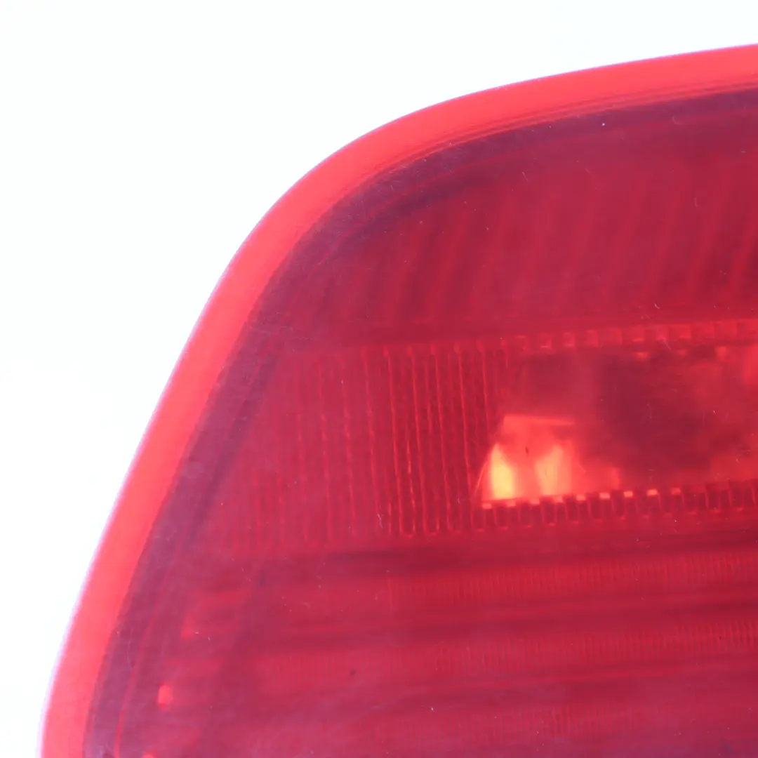BMW E92 Coupe Lampa Tylna W Klapę Bagażnika Prawa - SKU 7162300-2 - Numer Części 7162300