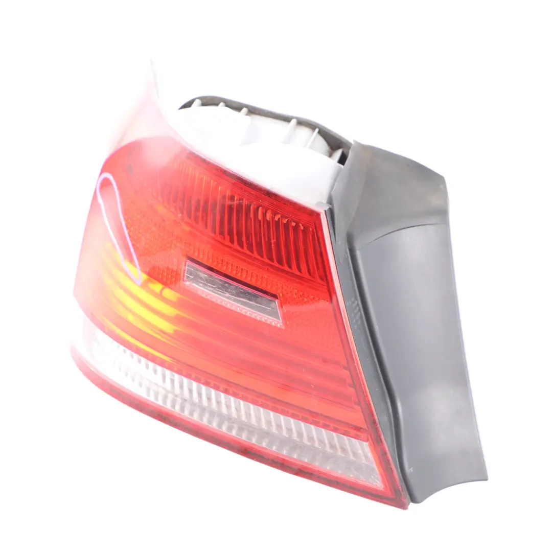 Lamp BMW E92 Coupe Light In The Side Panel Left N/S to Rear with Part number 7174403 Rear Lamp BMW E92 Coupe Light In The Side Panel Left N/S - SKU 7174403-4 - Part number 7174403