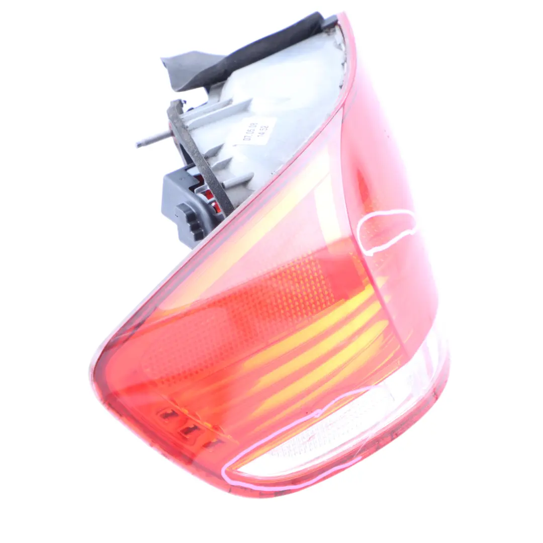 Lamp BMW E92 Coupe Light In The Side Panel Left N/S to Rear with Part number 7174403 Rear Lamp BMW E92 Coupe Light In The Side Panel Left N/S - SKU 7174403-4 - Part number 7174403