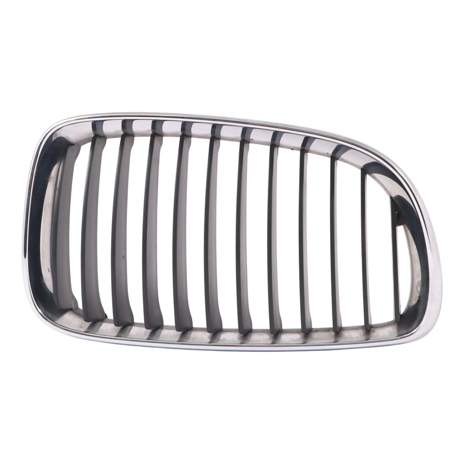 BMW E81 E87 E87N LCI Garniture Grille réniforme chromée avant droite 7179656