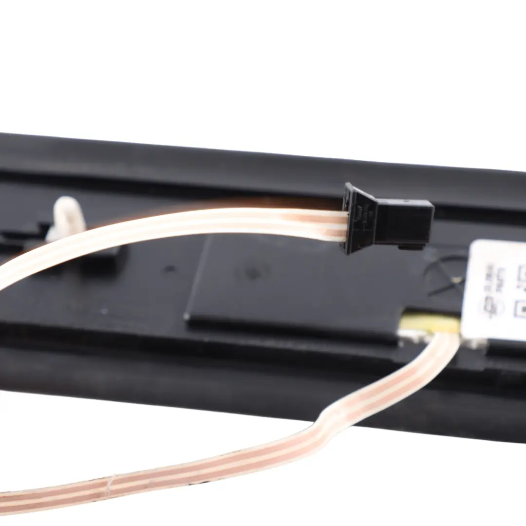 Listwa Ozdobna Progu Wewnętrzna Tylna Prawa do BMW F01 o numerze 7181014 BMW F01 Listwa Ozdobna Progu Wewnętrzna Tylna Prawa - SKU 7181014 - Numer Części 7181014