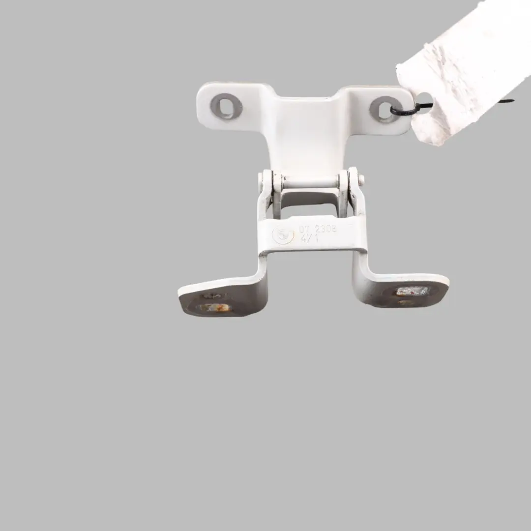 Folding Roof Top Flap Hinge Left N/S Alpinweiss White - 300 to BMW E88 with Part number 7208713 BMW E88 Folding Roof Top Flap Hinge Left N/S Alpinweiss White - 300 - SKU 7208713-AW - Part number 7208713