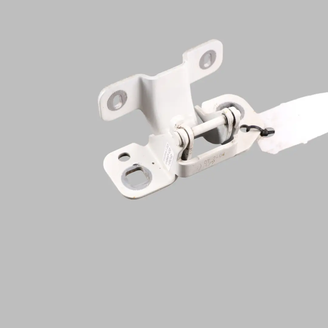 Folding Roof Top Flap Hinge Right O/S Alpinweiss White - 300 to BMW E88 with Part number 7208714 BMW E88 Folding Roof Top Flap Hinge Right O/S Alpinweiss White - 300 - SKU 7208714-AW - Part number 7208714