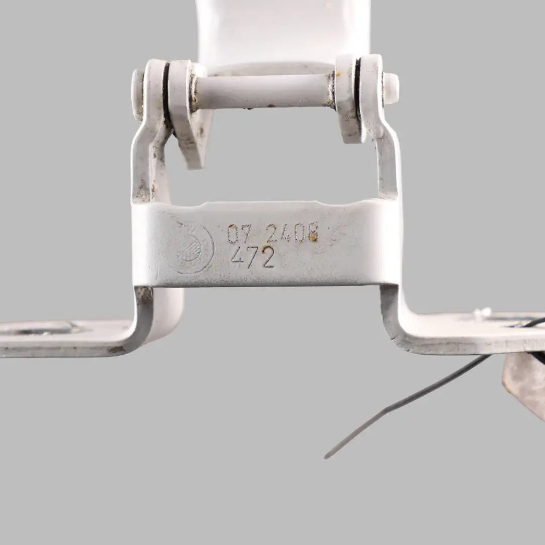 Folding Roof Top Flap Hinge Right O/S Alpinweiss White - 300 to BMW E88 with Part number 7208714 BMW E88 Folding Roof Top Flap Hinge Right O/S Alpinweiss White - 300 - SKU 7208714-AW - Part number 7208714