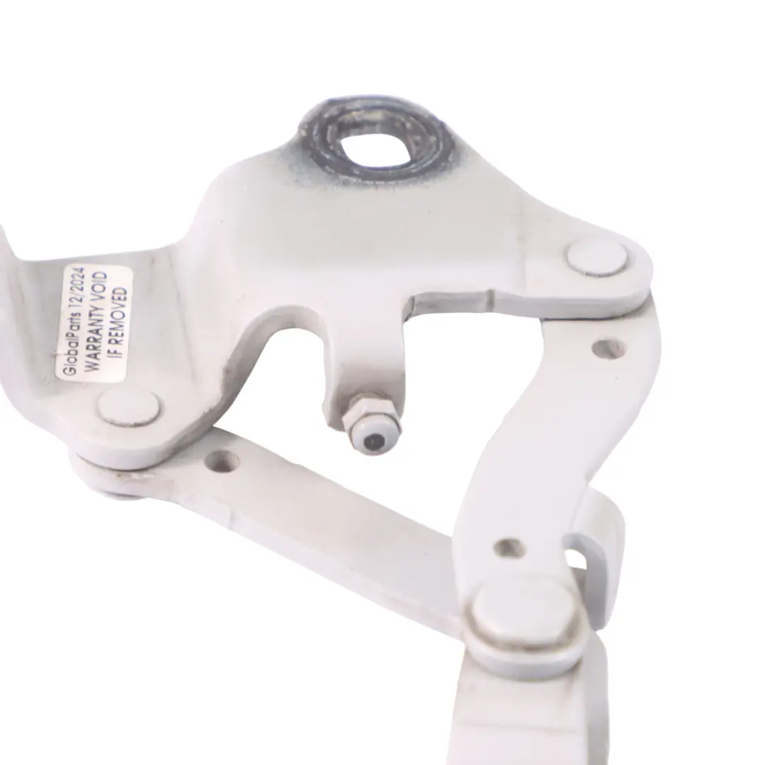 Front Right O/S Engine Bonnet Hinge Titan Silver - 354 to BMW E90 E91 E92 E93 with Part number 7210678 BMW E90 E91 E92 E93 Front Right O/S Engine Bonnet Hinge Titan Silver - 354 - SKU 7210678-TS - Part number 7210678