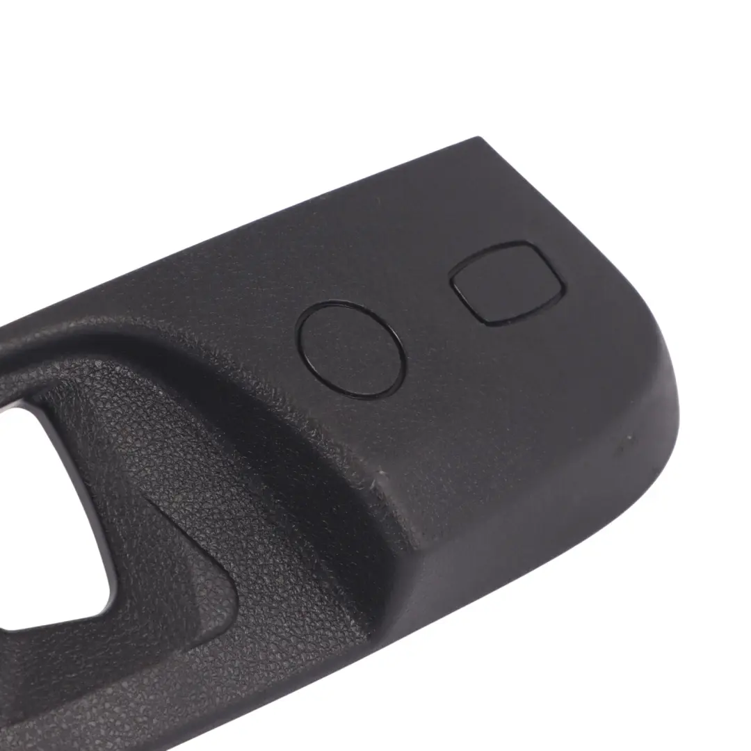 Couvre siège avant extérieur gauche Noir pour BMW F20 F21 F22 F30 F31 à propos du numéro de pièce 7293581 BMW F20 F21 F22 F30 F31 Couvre siège avant extérieur gauche Noir - SKU 7293581-2 - Numéro de pièce 7293581