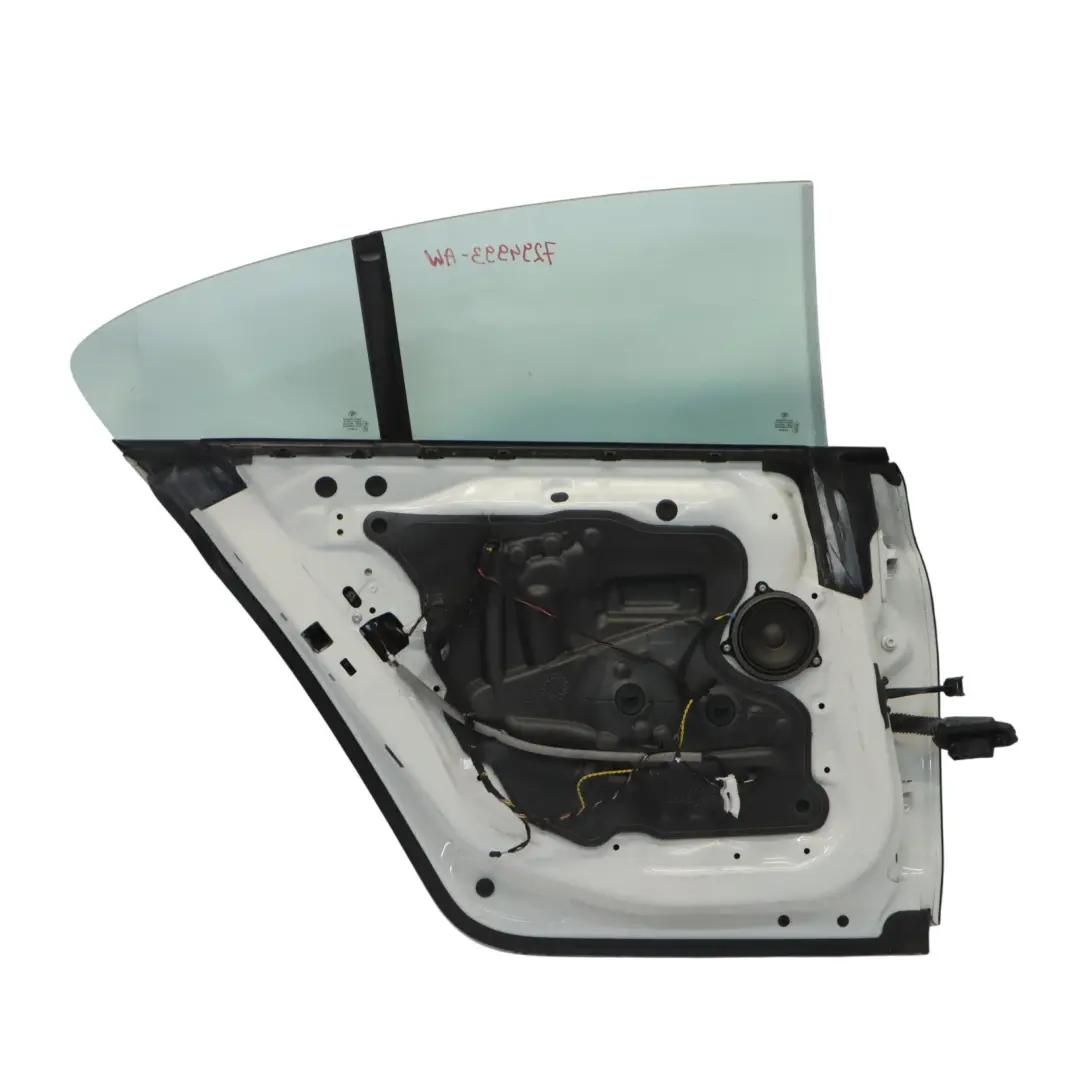 Porta posteriore sinistra Alpinweiss Alpine White 3 - 300 per BMW F06 con numero di parte 7294993 BMW F06 Porta posteriore sinistra Alpinweiss Alpine White 3 - 300 - SKU 7294993-AW - Numero di parte 7294993