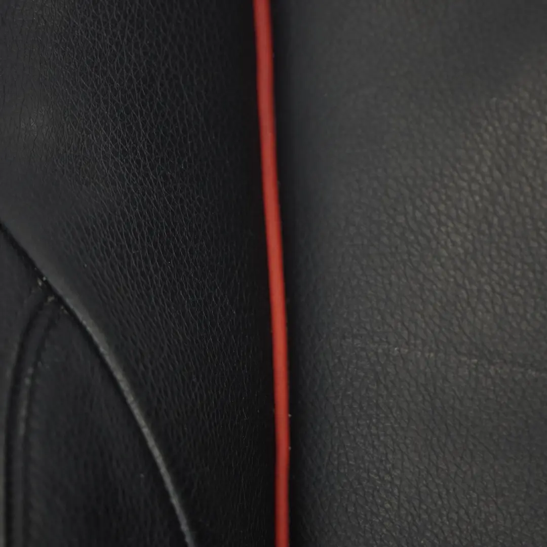 Rückenlehnenbezug vorne rechts Sportsitz Schwarz Rot Leder Dakota für BMW F20 F30 mit Teilenummer 7295144 BMW F20 F30 Rückenlehnenbezug vorne rechts Sportsitz Schwarz Rot Leder Dakota - SKU 7295144 - Teilenummer 7295144