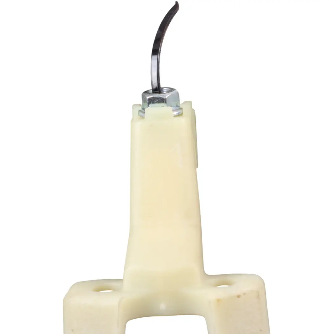 Abrazadera luz trasera BMW F30 F80 M3 Cubierta Soporte trasera izquierda para con número de pieza 7313419 Abrazadera luz trasera BMW F30 F80 M3 Cubierta Soporte trasera izquierda - SKU 7313419 - Número de pieza 7313419
