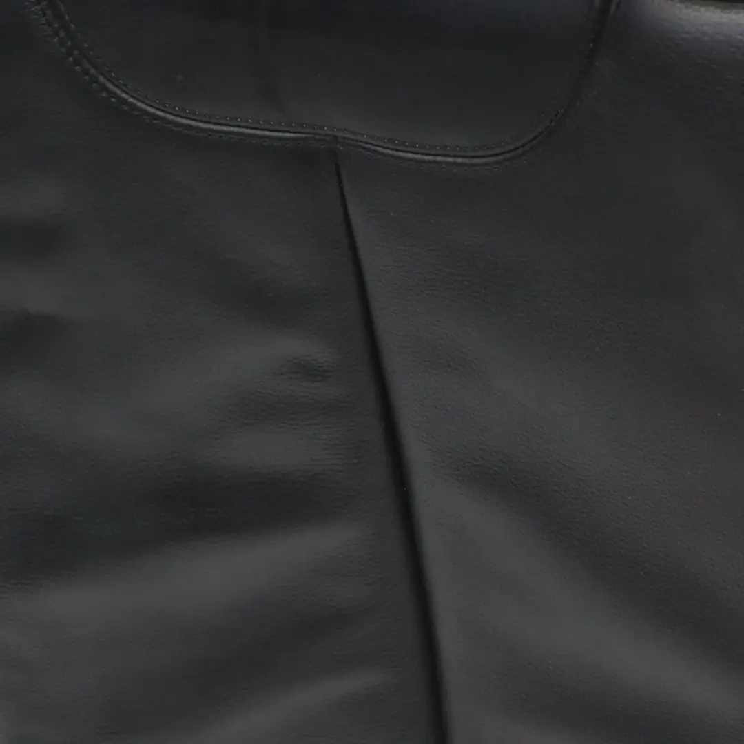 Oparcie Tylnego Siedzenia Lewe Czarna Skóra Dakota do BMW F21 o numerze 7320074 BMW F21 Oparcie Tylnego Siedzenia Lewe Czarna Skóra Dakota - SKU 7320074-1 - Numer Części 7320074