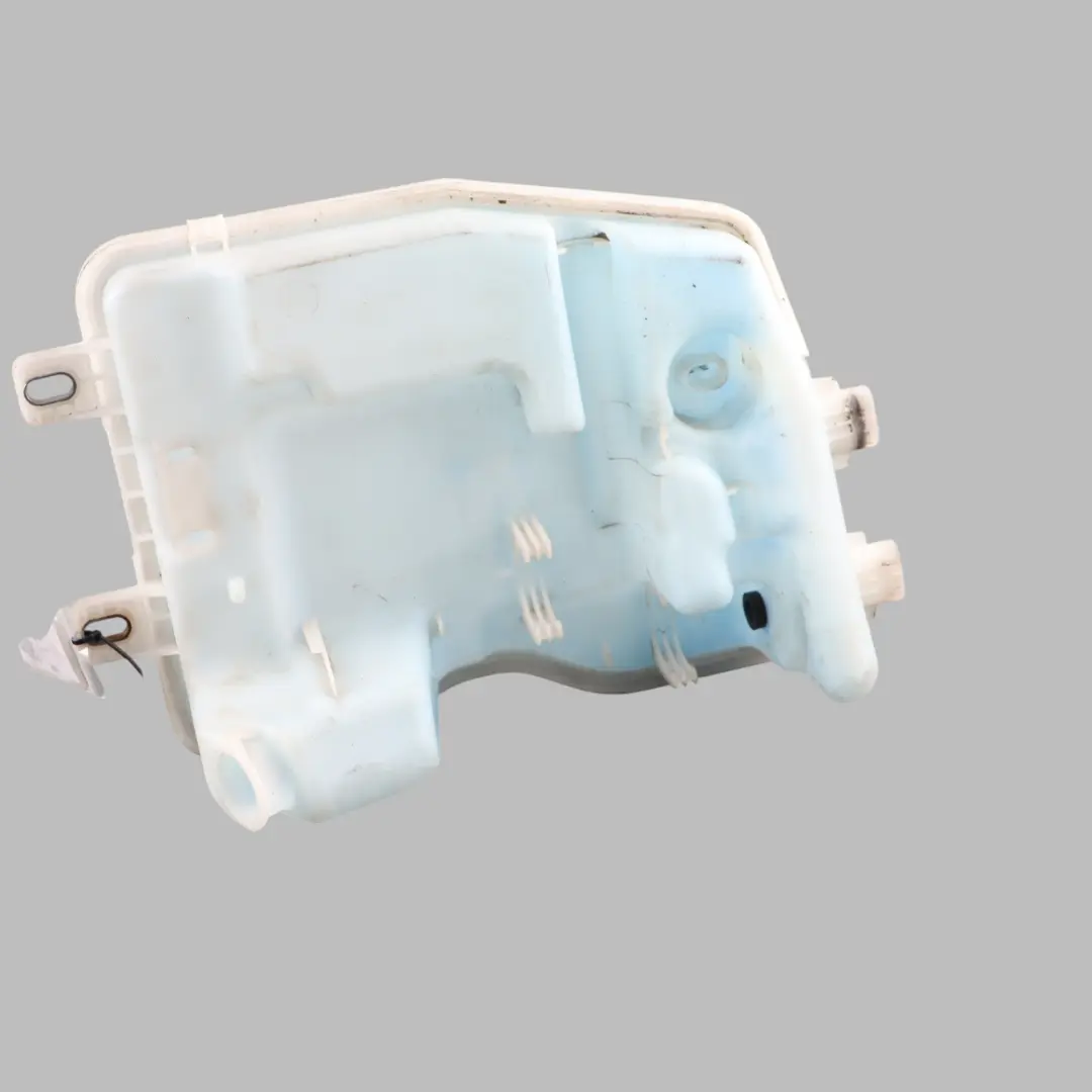 Serbatoio Liquido Lavavetri BMW F46 F46N F48 F48N F60 per con numero di parte 7403904 Serbatoio Liquido Lavavetri BMW F46 F46N F48 F48N F60 - SKU 7403904 - Numero di parte 7403904