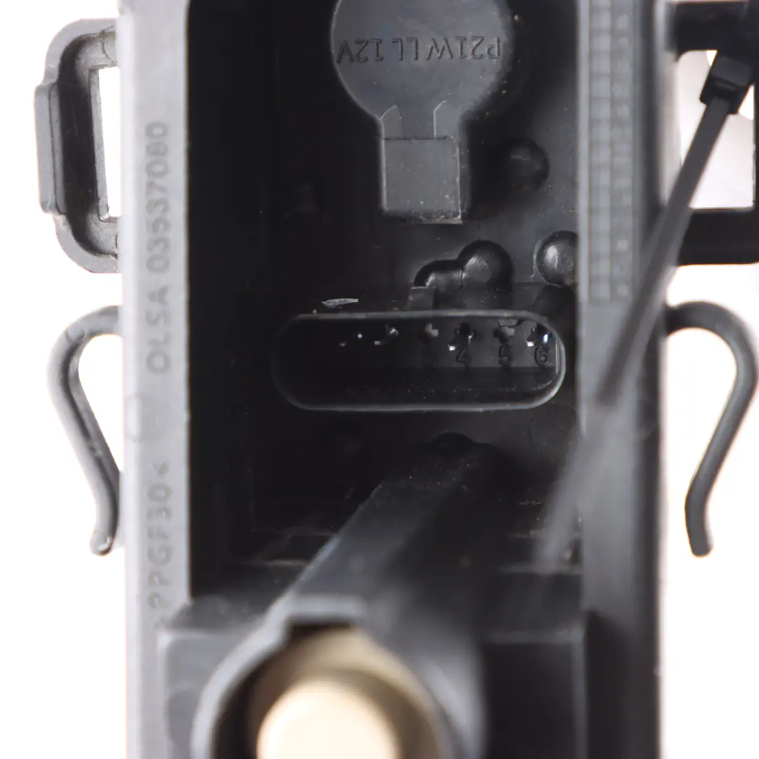 Bulb Socket Rear Light Side Panel to BMW F46 with Part number 7413055 BMW F46 Bulb Socket Rear Light Side Panel - SKU 7413055 - Part number 7413055