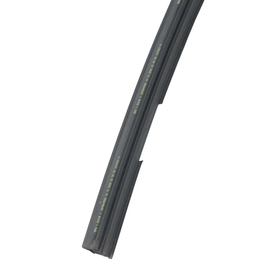 X4M F98 Ventana Sellado Puerta Delantera Derecha Marco Embellecedor para BMW con número de pieza 7416496 BMW X4M F98 Ventana Sellado Puerta Delantera Derecha Marco Embellecedor - SKU 7416496 - Número de pieza 7416496