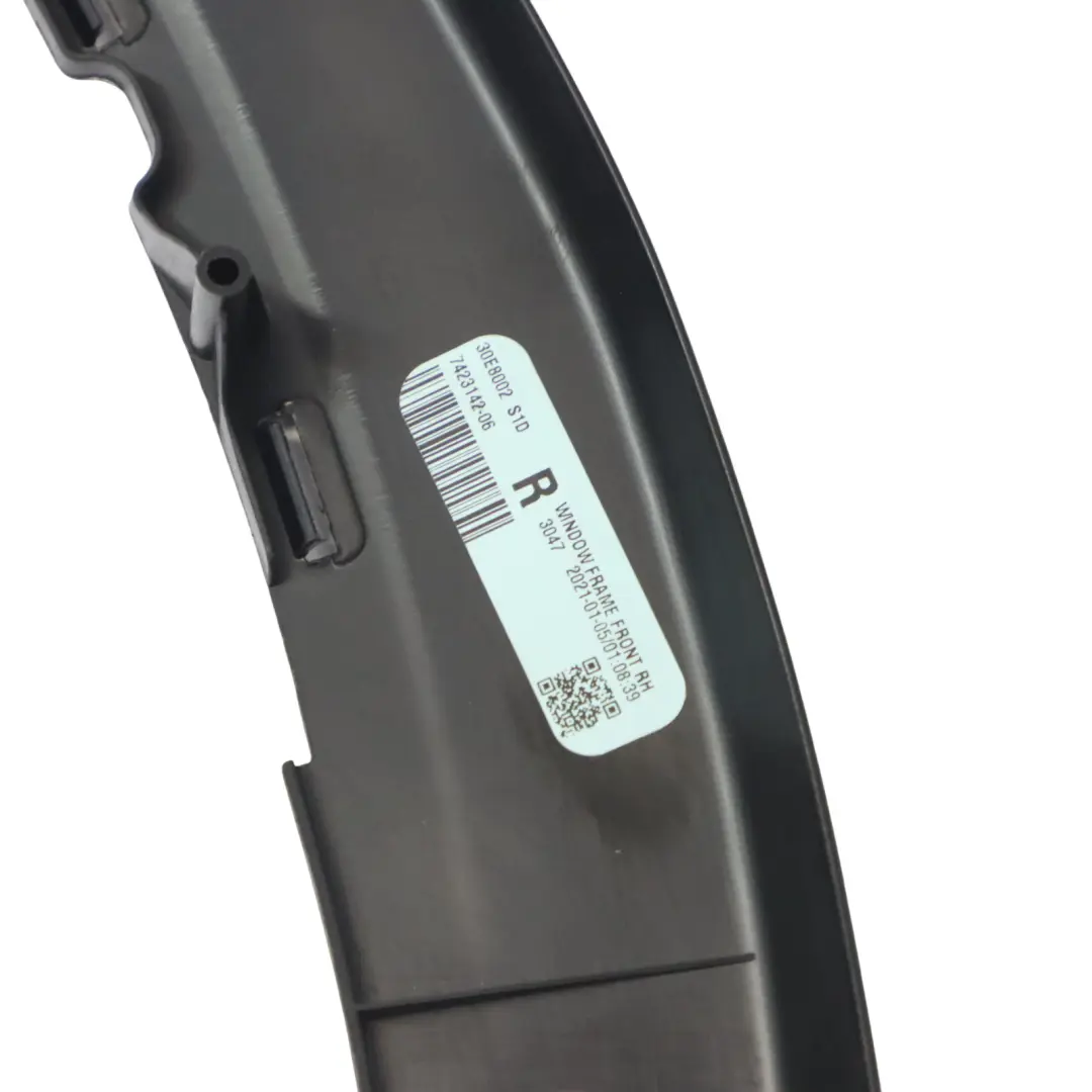  Window Frame BMW X4M F98 X4 G02 Front Door Right O/S Cover Trim Black - SKU 7423142 - Part number 7423142