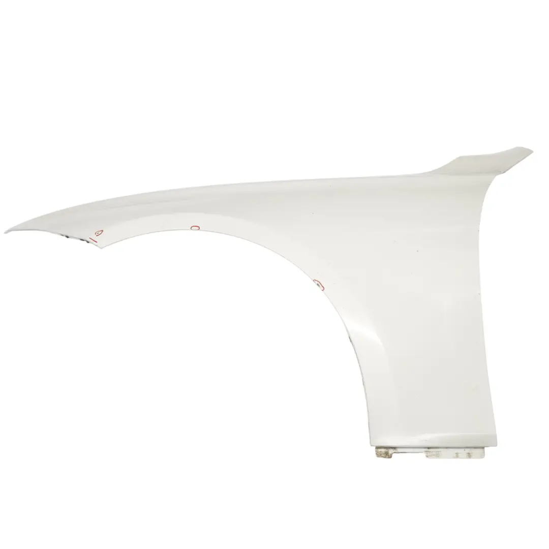 Parafango laterale BMW F30 F31 Pannello anteriore sinistro Mineral White - A96 per con numero di parte 7438439 Parafango laterale BMW F30 F31 Pannello anteriore sinistro Mineral White - A96 - SKU 7438439-MW1 - Numero di parte 7438439