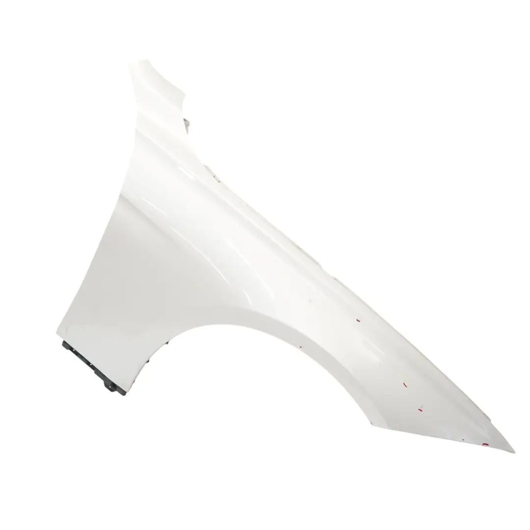 BMW F30 F31 Aile Latérale Avant Droite Mineral White Metallic - A96 - SKU 7438440-MW1 - Numéro de pièce 7438440