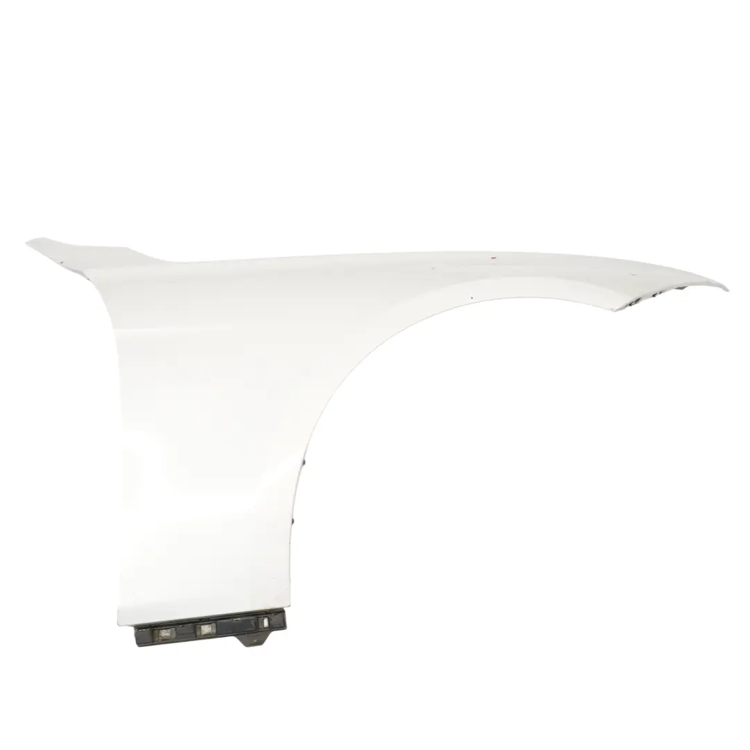 BMW F30 F31 Aile Latérale Avant Droite Mineral White Metallic - A96 - SKU 7438440-MW1 - Numéro de pièce 7438440