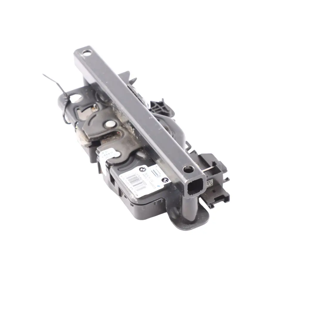 Panel Embellecedor Para Cerradura Portón BMW G32 GT Tapa Del Maletero para con número de pieza 7454160 Panel Embellecedor Para Cerradura Portón BMW G32 GT Tapa Del Maletero - SKU 7454160 - Número de pieza 7454160