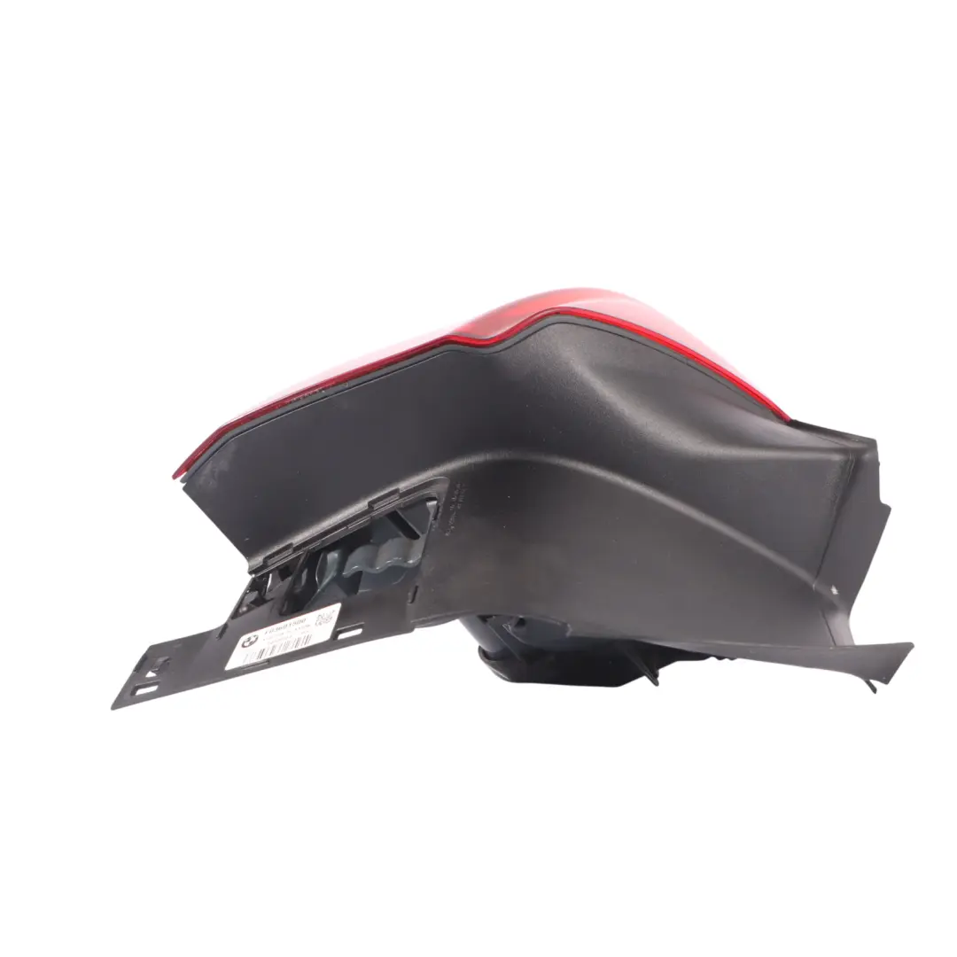 Luce posteriore nel pannello laterale sinistro per BMW F20 F21 LCI con numero di parte 7456501 BMW F20 F21 LCI Luce posteriore nel pannello laterale sinistro - SKU 7456501-2 - Numero di parte 7456501