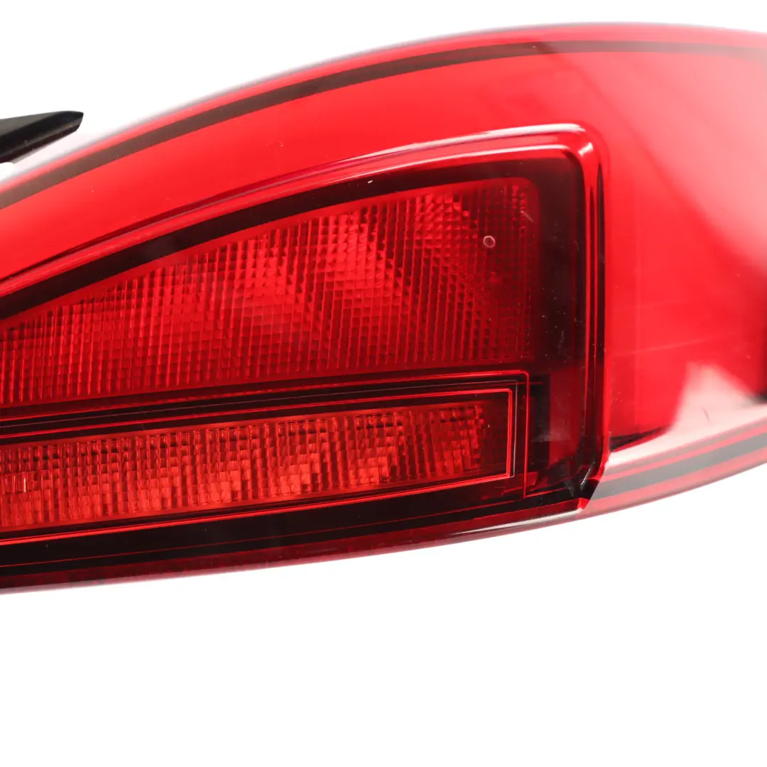 Tail Light Lamp Rear Right O/S Side Panel Trim 7420991 to BMW F44 with Part number 7465466 BMW F44 Tail Light Lamp Rear Right O/S Side Panel Trim 7420991 - SKU 7465466 - Part number 7465466