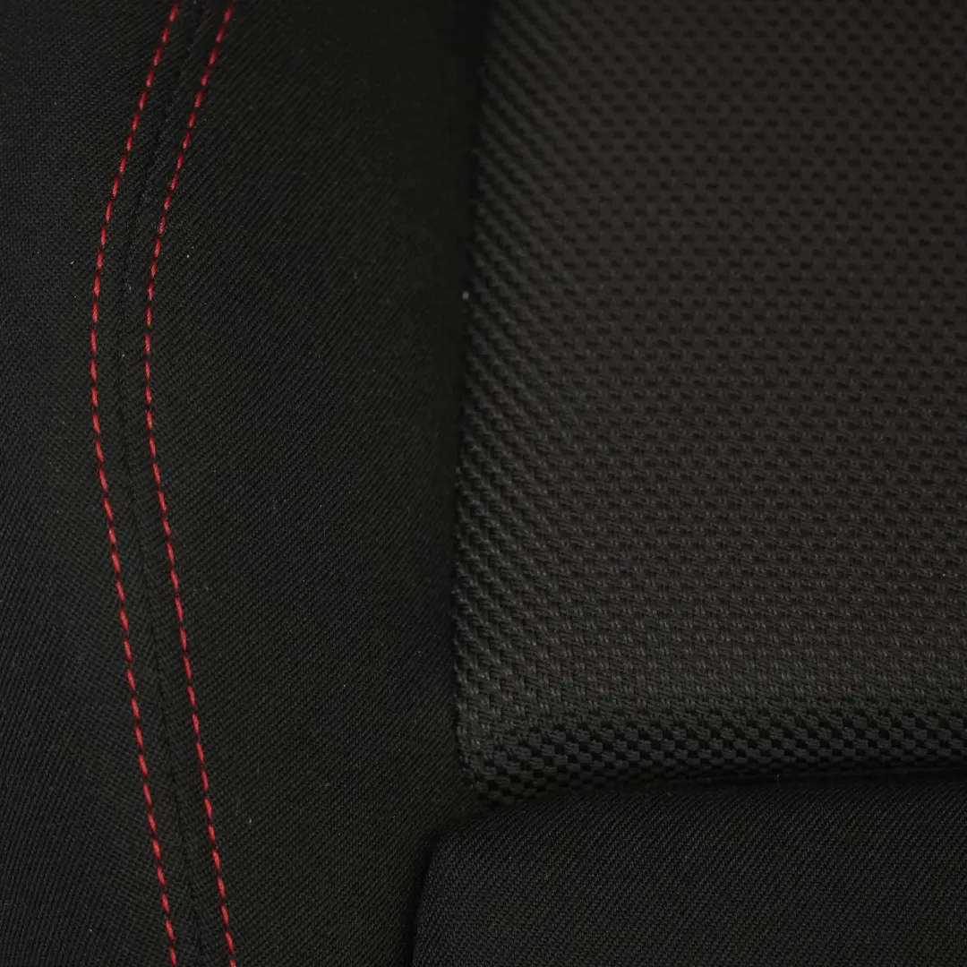 Sedile Sportivo Anteriore Sinistro Tessuto Interno Antracite Rosso per BMW F30 LCI con numero di parte 7475405 BMW F30 LCI Sedile Sportivo Anteriore Sinistro Tessuto Interno Antracite Rosso - SKU 7475405-3 - Numero di parte 7475405