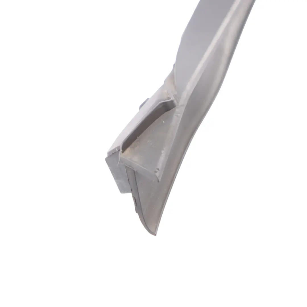 Striscia Anteriore Rivestimento Parabrezza Copertura Pannello Destra per BMW F44 con numero di parte 7475980 BMW F44 Striscia Anteriore Rivestimento Parabrezza Copertura Pannello Destra - SKU 7475980 - Numero di parte 7475980