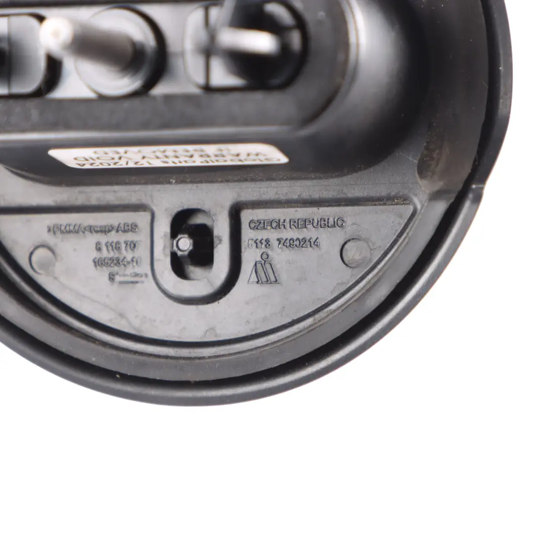 Kofferraum Klappe Heckemblem Abzeichen Logo für BMW F44 mit Teilenummer 7490214 BMW F44 Kofferraum Klappe Heckemblem Abzeichen Logo - SKU 7490214 - Teilenummer 7490214