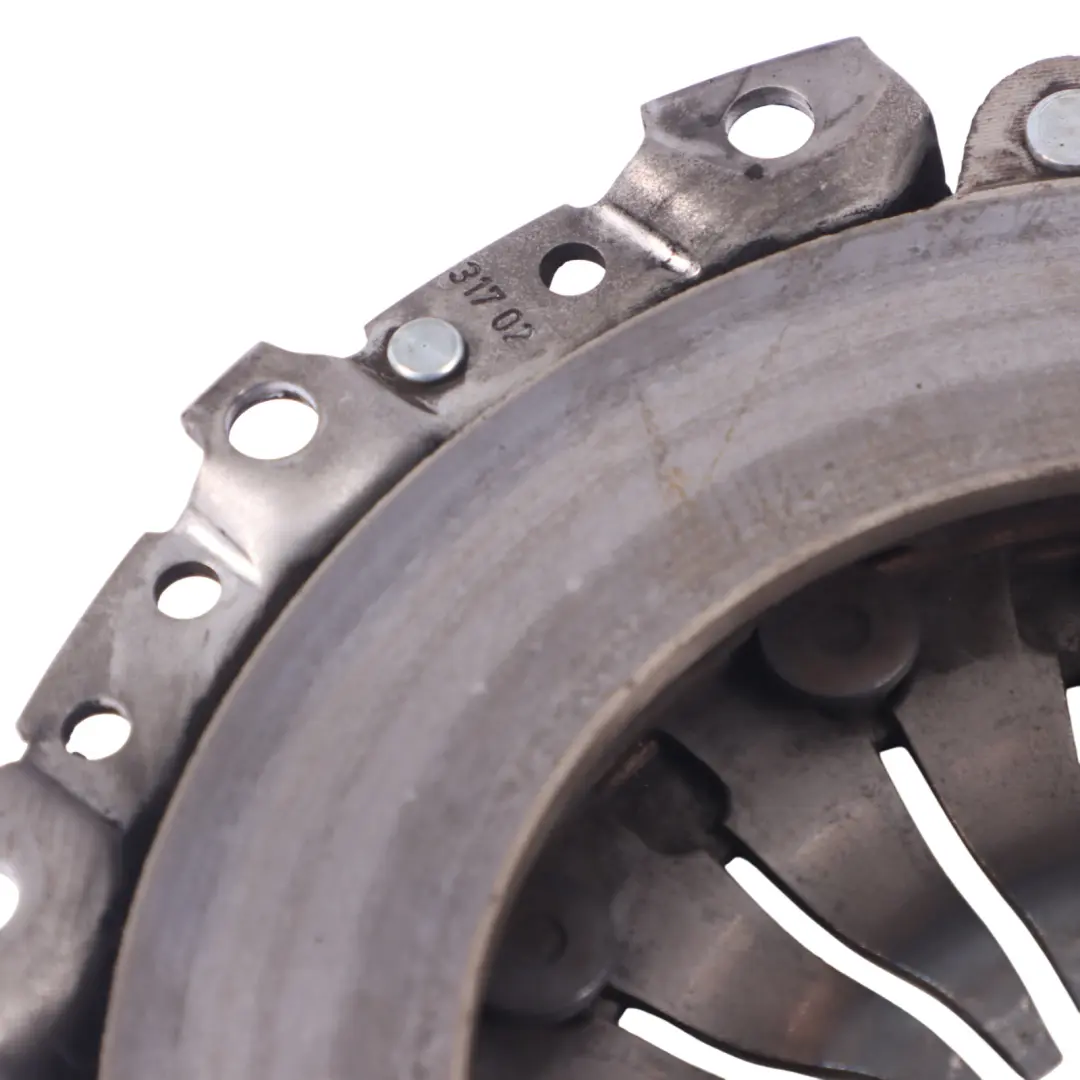 Sprzęgło do Mini R50 R52 R53 o numerze 7520448 Mini R50 R52 R53 Sprzęgło - SKU 7520448 - Numer Części 7520448