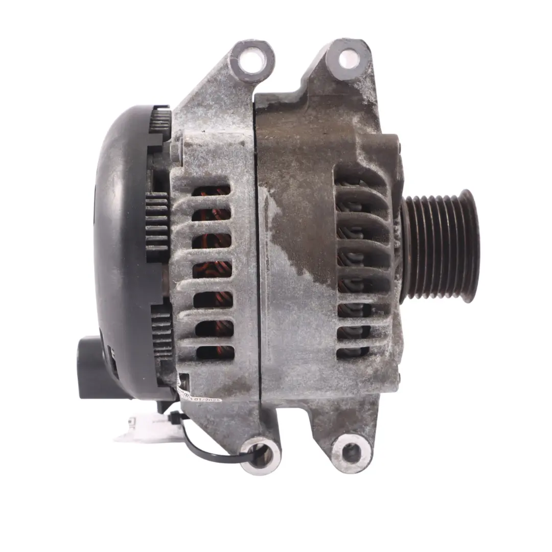 N55 Alternator Denso 14V 210A do BMW F10 F11 F20 F21 F30 F31 o numerze 7616119 BMW F10 F11 F20 F21 F30 F31 N55 Alternator Denso 14V 210A - SKU 7616119 - Numer Części 7616119