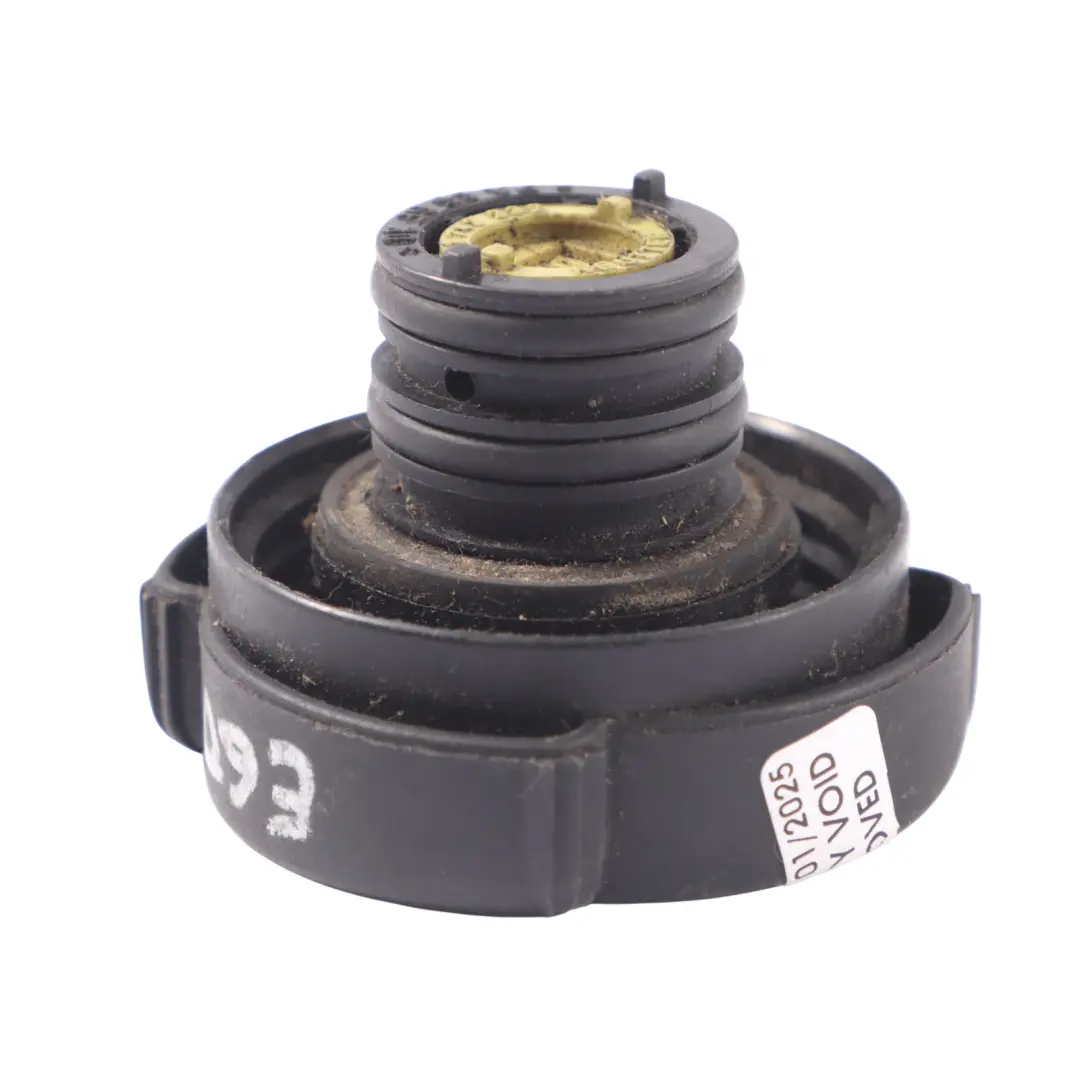 Expansion Radiator Tank Cap 1742232 to BMW 3 5 7 X3 Series E39 E46 E60 E61 E65 E83 with Part number 7639023 BMW 3 5 7 X3 Series E39 E46 E60 E61 E65 E83 Expansion Radiator Tank Cap 1742232 - SKU 7639023 - Part number 7639023