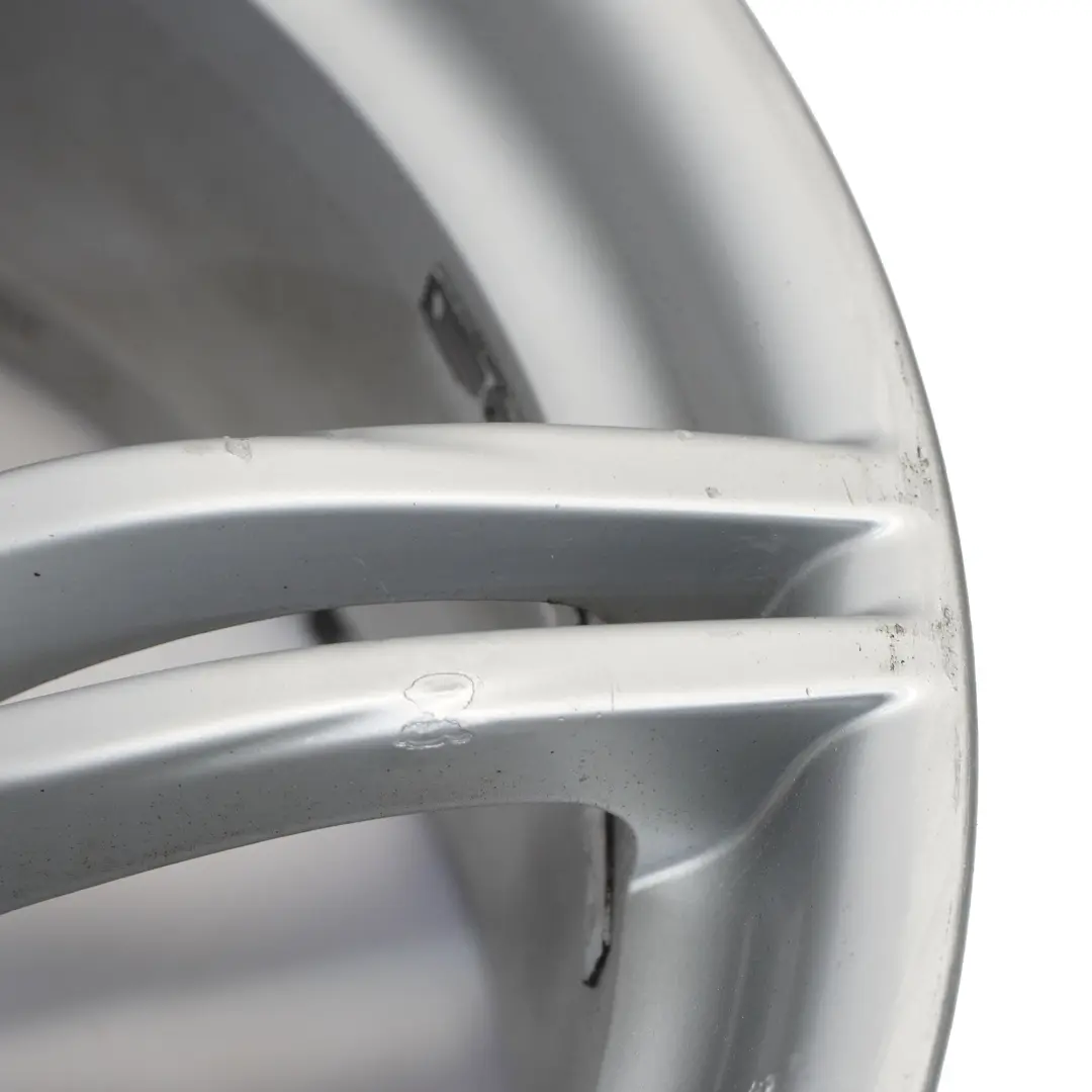 Silberne Leicht metall felge hinten 19" 9J M Doppelspeiche für BMW Z4 E89 mit Teilenummer 7842136 BMW Z4 E89 Silberne Leicht metall felge hinten 19" 9J M Doppelspeiche - SKU 7842136-1 - Teilenummer 7842136