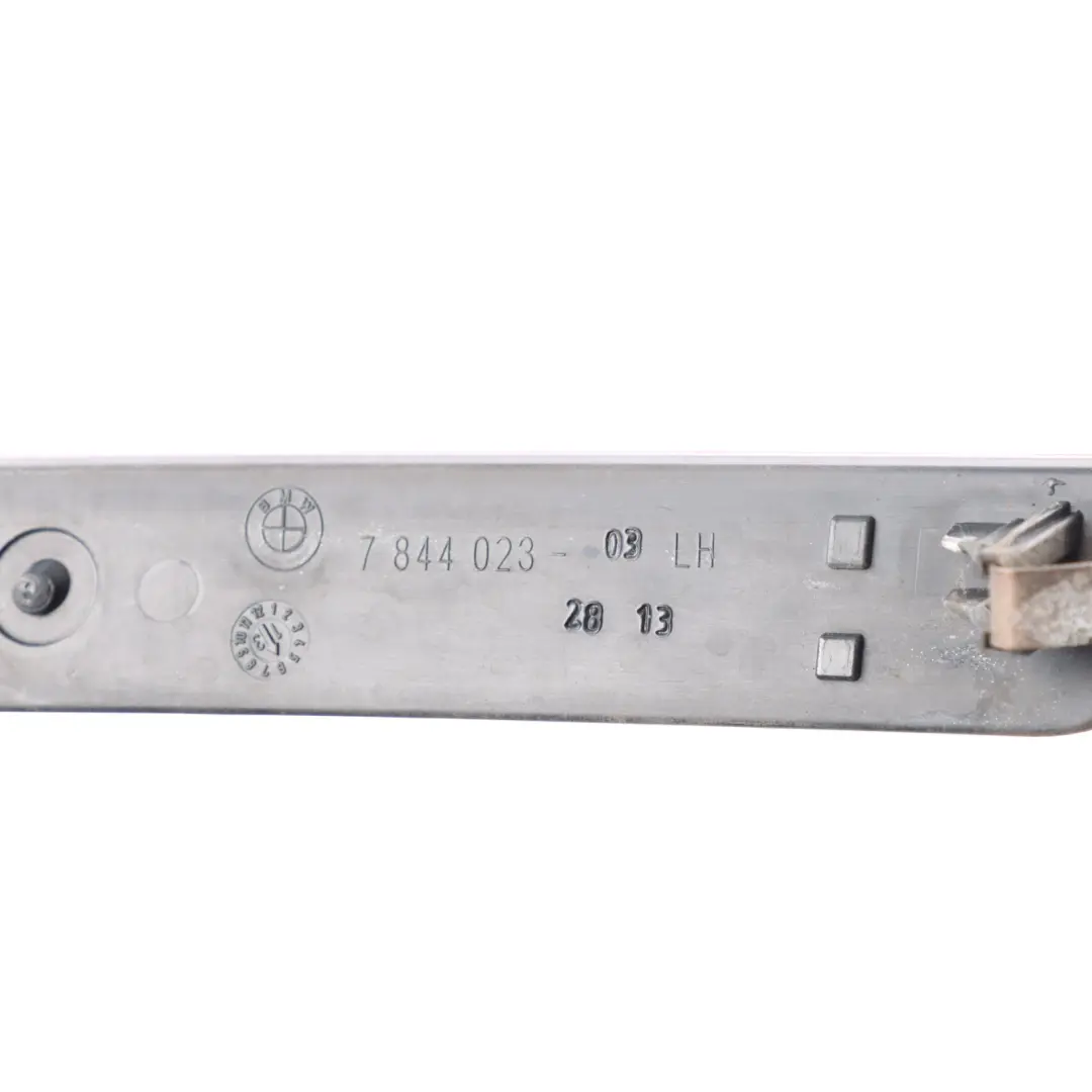 Bande Réfléchissante Rouge Pare Chocs Arrière Gauche pour BMW F06 F12 F13 à propos du numéro de pièce 7844023 BMW F06 F12 F13 Bande Réfléchissante Rouge Pare Chocs Arrière Gauche - SKU 7844023 - Numéro de pièce 7844023