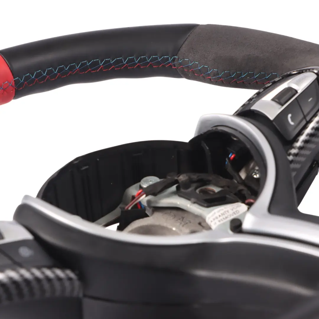 Pelle nera Alcantara M Sport Cambio al Volante per Volante BMW F80 M3 F82 M4 con numero di parte 7847606 Volante BMW F80 M3 F82 M4 Pelle nera Alcantara M Sport Cambio al Volante - SKU 7847606-6 - Numero di parte 7847606