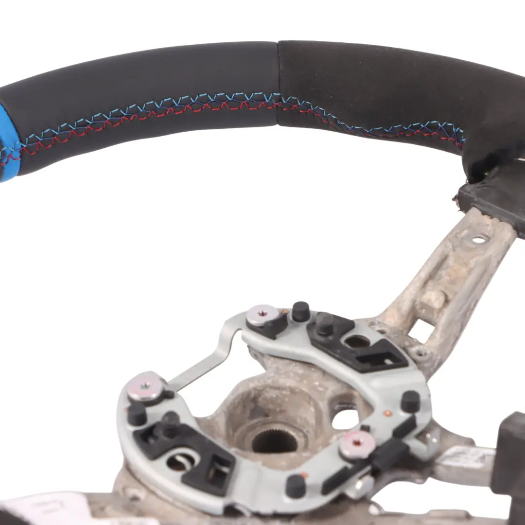 BMW F20 F21 F22 F30 F31 F32 F36 M Sport NOUVEAU Volant en Cuir Noir / Alcantara - SKU 7848338-8 - Numéro de pièce 7848338