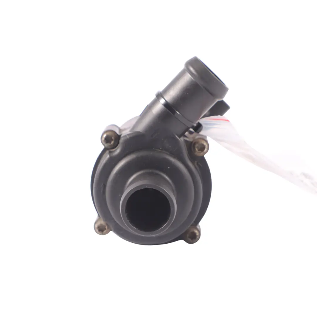 Pompe à eau supplémentaire auxiliaire pour Audi A4 B7 2.0 TDI Quattro à propos du numéro de pièce 7L0965561L Audi A4 B7 2.0 TDI Quattro Pompe à eau supplémentaire auxiliaire - SKU 7L0965561L-1 - Numéro de pièce 7L0965561L