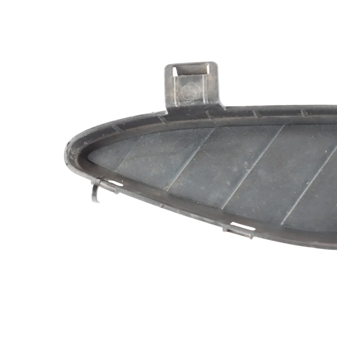 Coperchio Anteriore Canale Aria Freni Destro per BMW F45 F46 con numero di parte 8063886 BMW F45 F46 Coperchio Anteriore Canale Aria Freni Destro - SKU 8063886 - Numero di parte 8063886