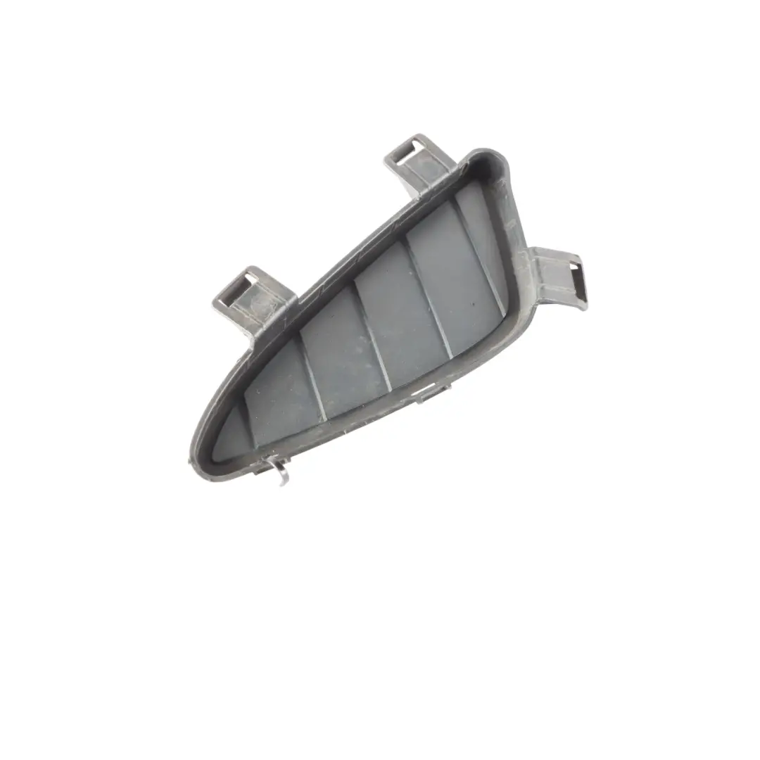 BMW F45 F46 Tapa Delantera Freno Aire Canal Derecho - SKU 8063886 - Número de pieza 8063886