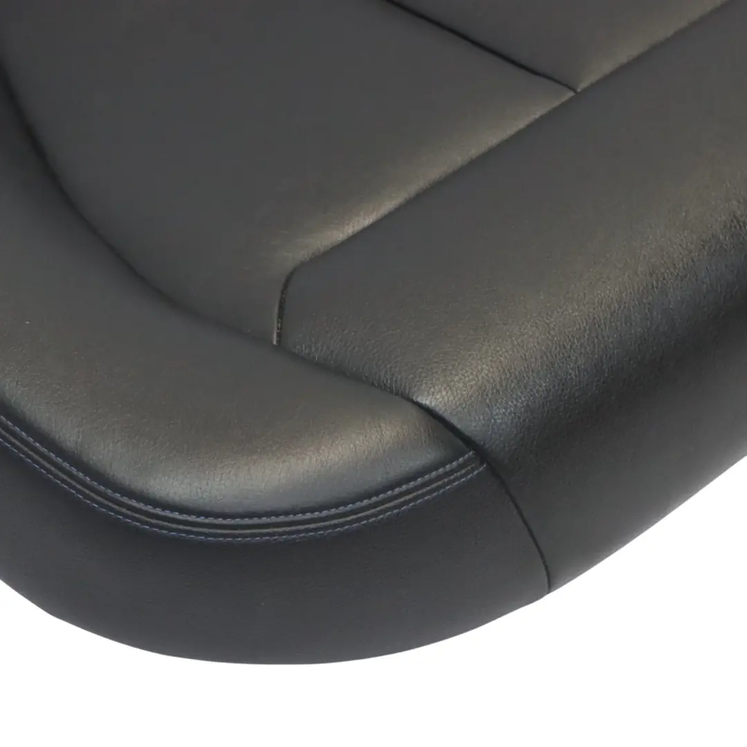 Rück Sitz Bank Couchbezug Leder Dakota Schwarz für BMW F30 mit Teilenummer 8069940 BMW F30 Rück Sitz Bank Couchbezug Leder Dakota Schwarz - SKU 8069940 - Teilenummer 8069940