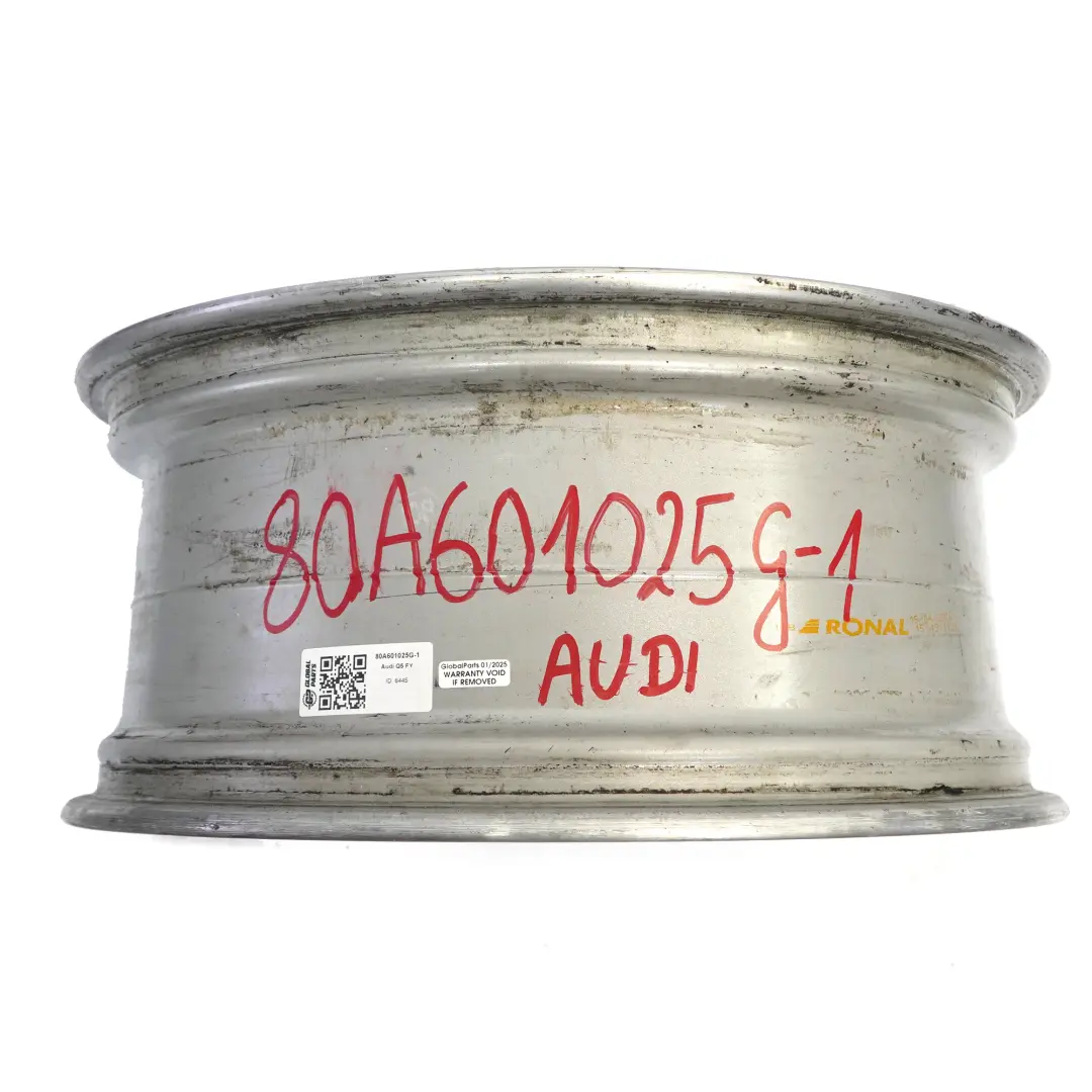 Argento Cerchio lega 19" 8J ET:39 Doppie razze per Audi Q5 FY S Line con numero di parte 80A601025G Audi Q5 FY S Line Argento Cerchio lega 19" 8J ET:39 Doppie razze - SKU 80A601025G-1 - Numero di parte 80A601025G