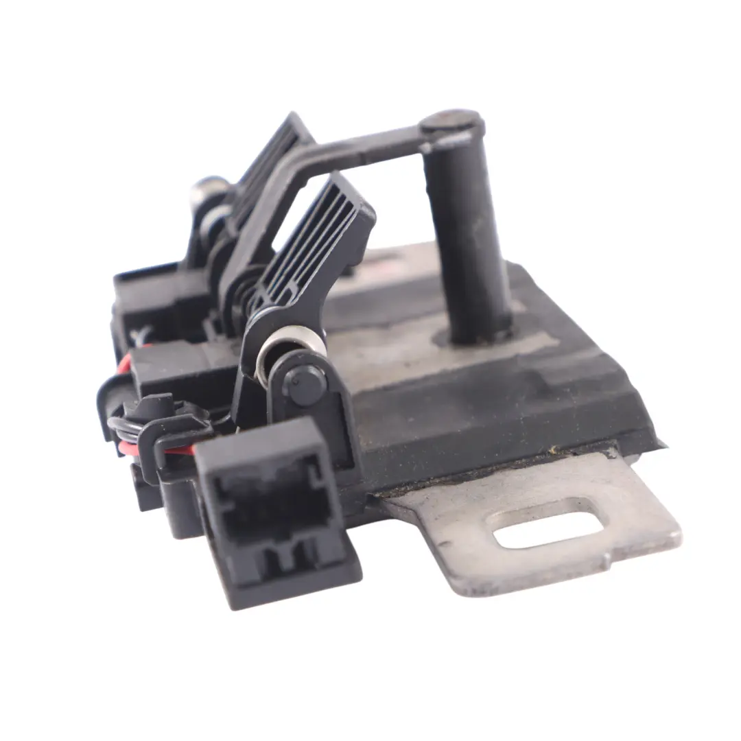 Audi Q5 FY Couvercle de coffre Verrouillage Support de plaque - SKU 80A827507 - Numéro de pièce 80A827507